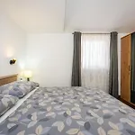 Daire Sea View Betina, Murter