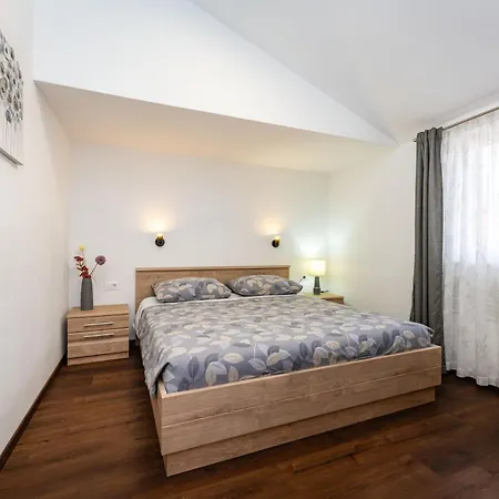 Apartment Sea View Betina, Murter *