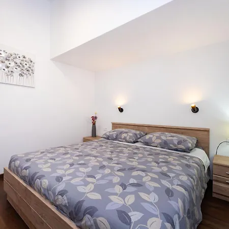 Apartment Sea View Betina, Murter *