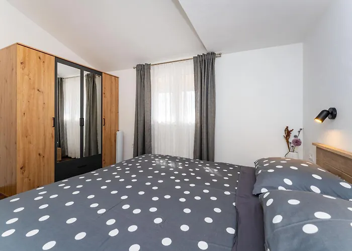 Sea View Betina, Murter 아파트