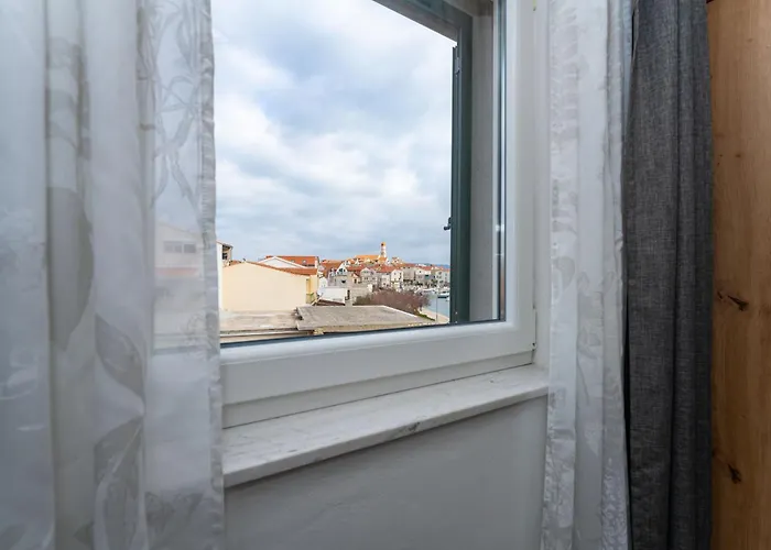 Sea View Betina, Murter 아파트